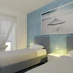 Daire Rivierarent Charming With Pool And Garden *