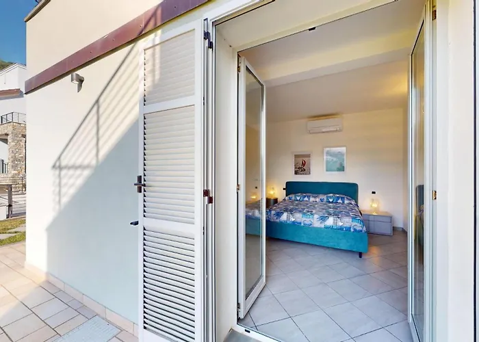 Rivierarent Charming With Pool And Garden Appartement Alassio